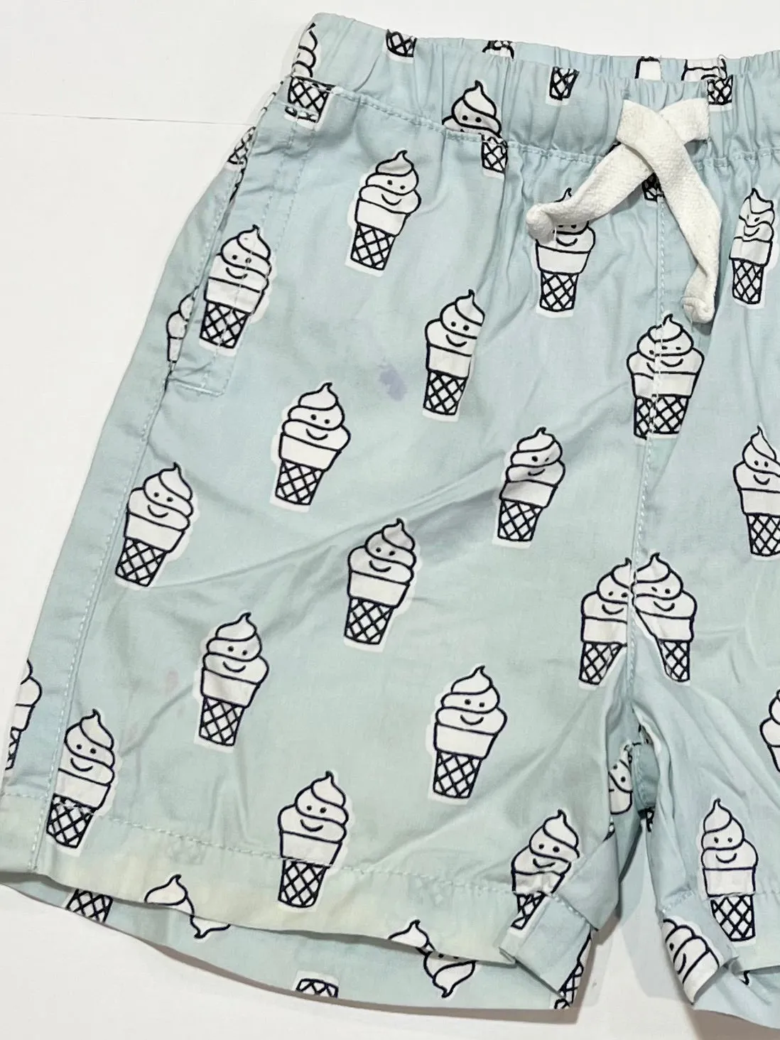 Blue ice creams shorts - Size 2