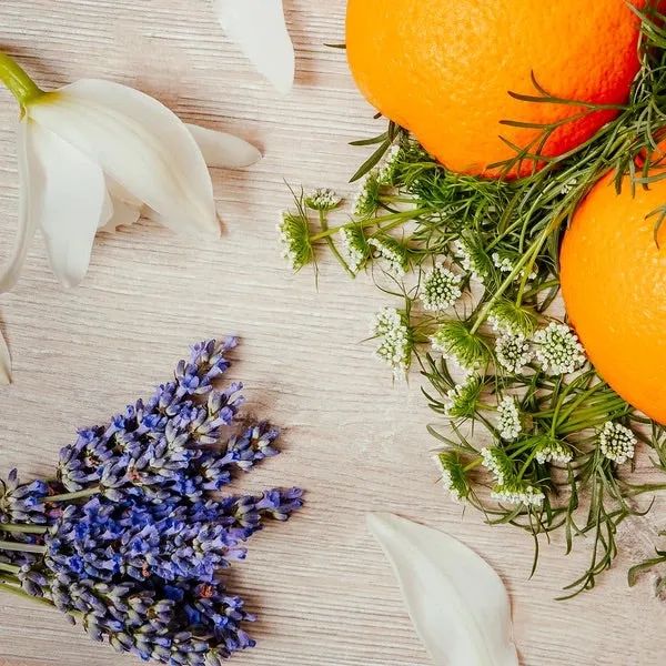 Brooke & Shoals Neroli Blossom & Lavender Fragrance Diffuser.