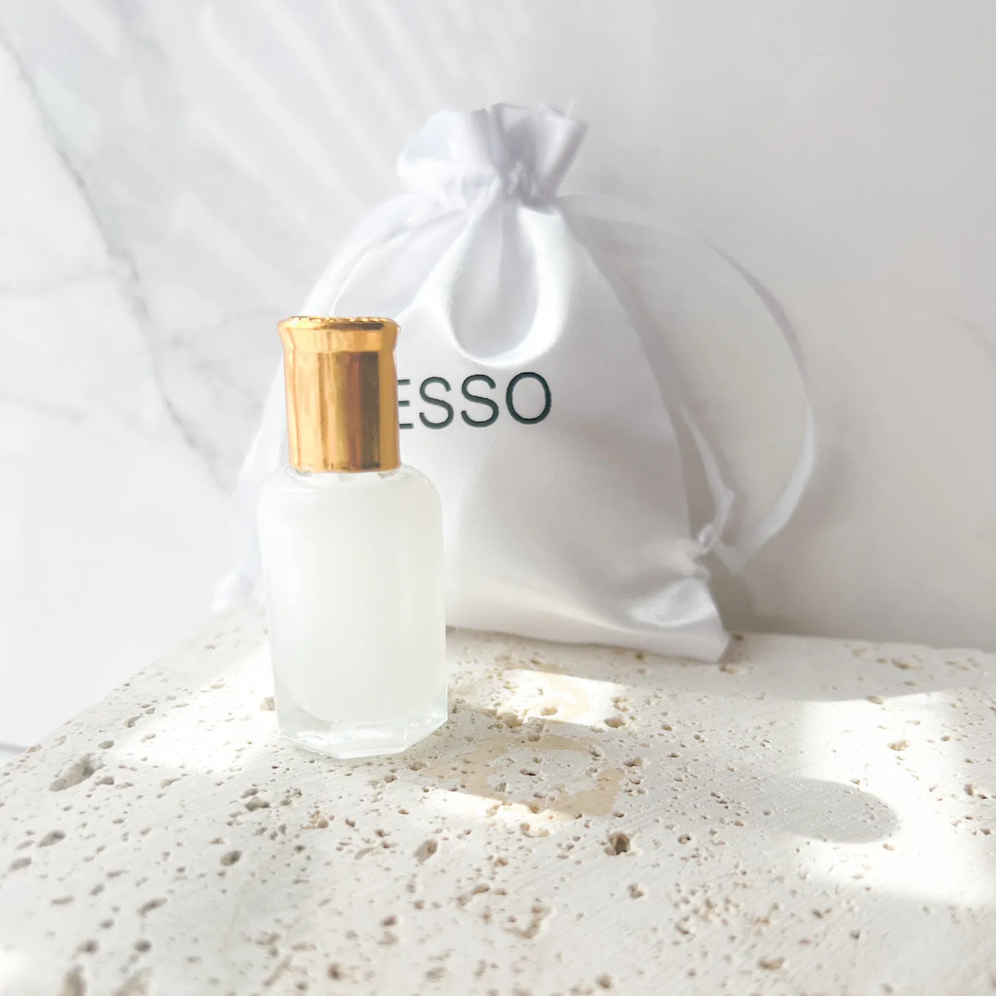 Musk Al Tahara Perfume White