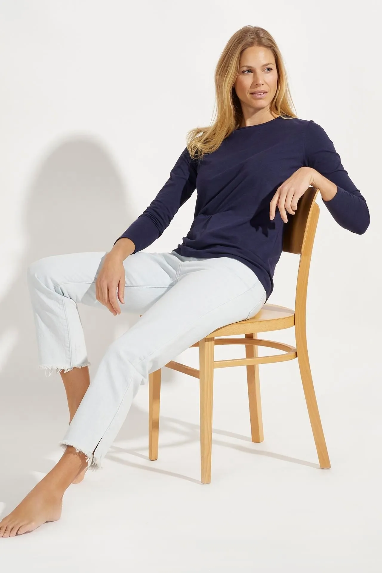 Women's Morada Everyday Long Sleeve T-Shirt | Navy